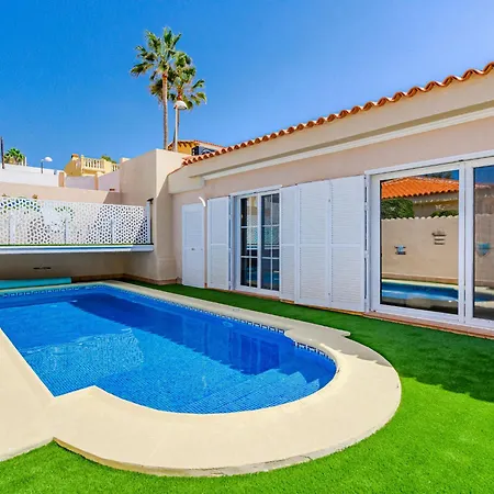 Mila Moon By Interhome